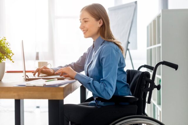 positive-adult-woman-working-office (1)